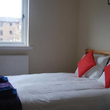 Central 3 Bed Flat Close To University And The Meadows Единбург Екстериор снимка