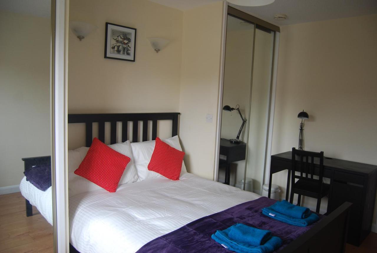 Central 3 Bed Flat Close To University And The Meadows Единбург Екстериор снимка
